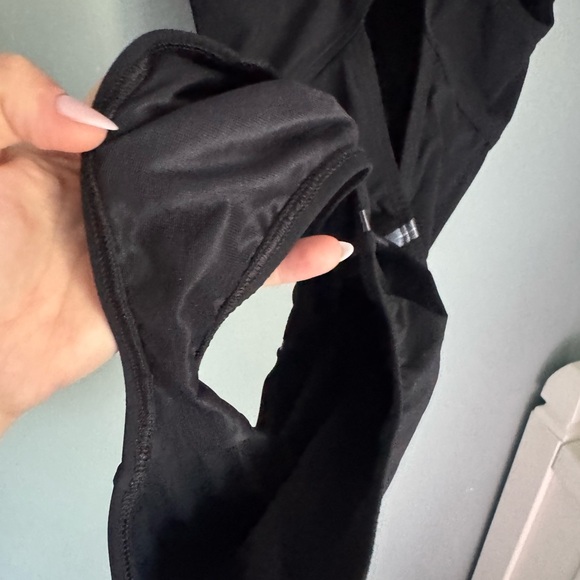 SPEEDO Black One Piece Swimsuit - Picture 16 of 16